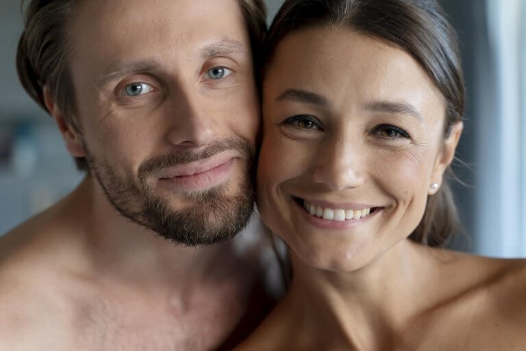 Visage d'une femme et d'un homme. Soins MD Esthétique Pont l'Evêque.